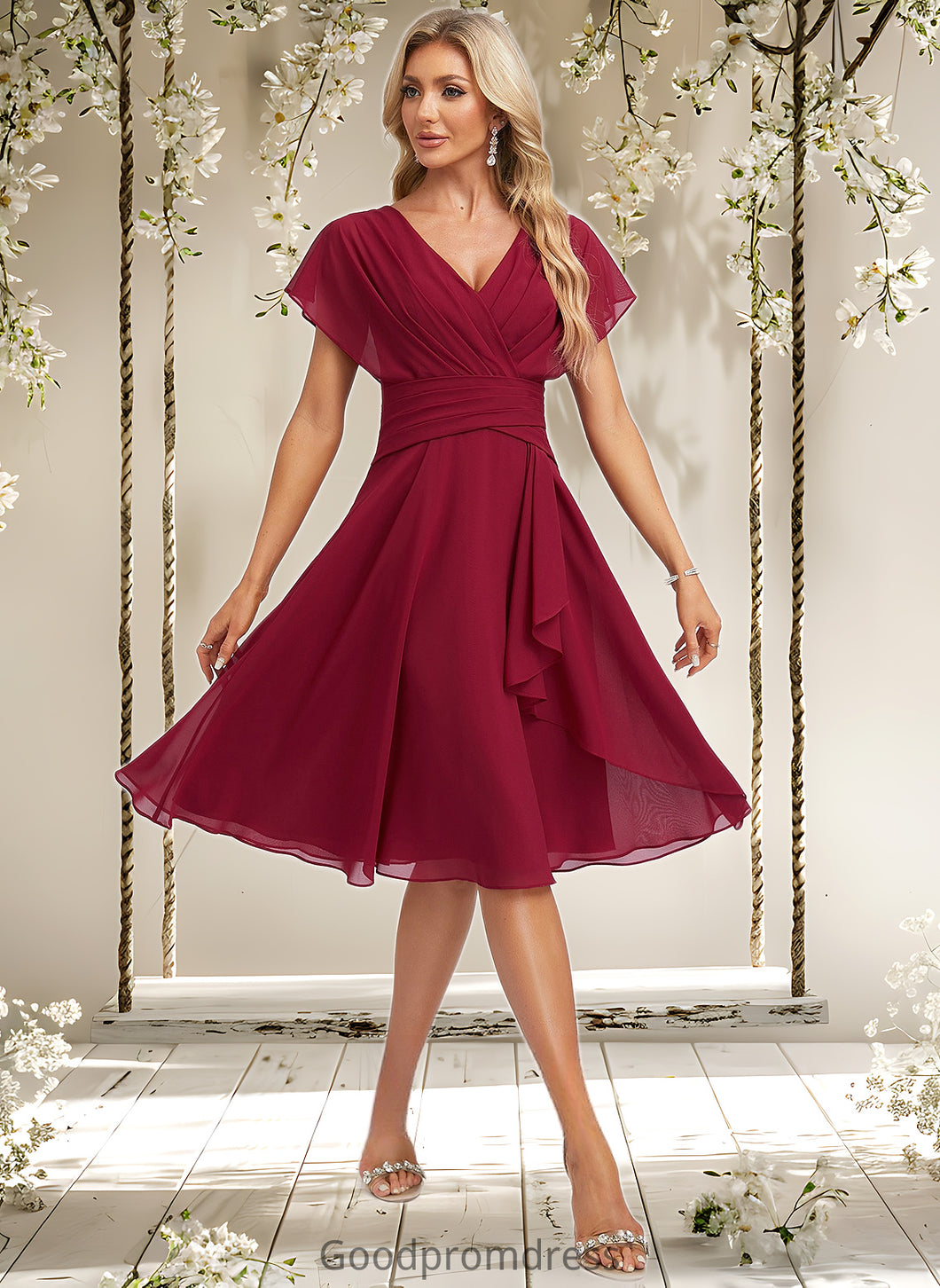 Moira A-line V-Neck Knee-Length Chiffon Homecoming Dress With Ruffle HDOP0025716