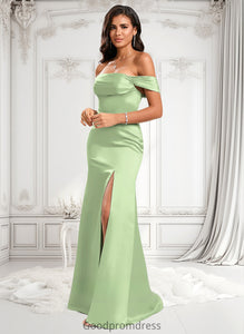 Jocelyn Trumpet/Mermaid Off the Shoulder Square Floor-Length Satin Prom Dresses With Ruffle HDOP0025883