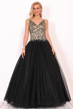 Load image into Gallery viewer, New Arrival Quinceanera Dresses V Neck Tulle With Beading&amp;Appliques