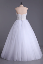Load image into Gallery viewer, Sweetheart Ball Gown Wedding Dresses Tulle Floor Length With Beading