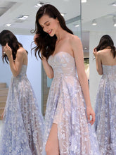 Load image into Gallery viewer, Charming Sweetheart Strapless Lace Appliques Lilac Prom Dresses with SJS15632