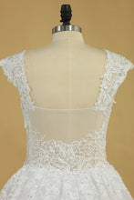 Load image into Gallery viewer, Plus Size Bridal Dresses A-Line Off The Shoulder Tulle Court Train White Zipper Back